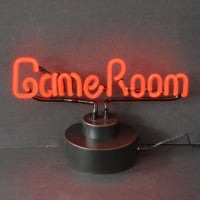 Game Room Red Lettering Desktop Enseigne Néon